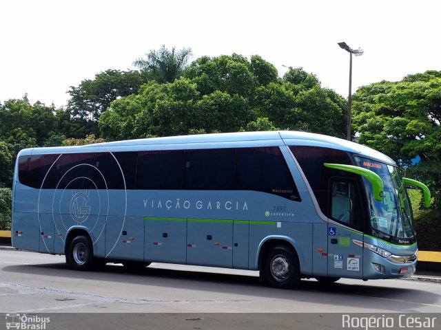Viação Garcia 7697 na cidade de Londrina, Paraná, Brasil, por Rogério César. Número da foto: #5623016.