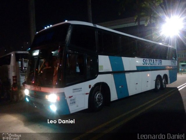 Souza Tur 1760 na cidade de Aparecida, São Paulo, Brasil, por Leonardo Daniel. Número da foto: #5648629.