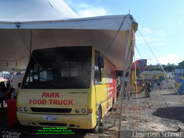 Park Food Truck 1494 na cidade de Santa Maria, Rio Grande do Sul, Brasil, por Cleverton Schmitt. Número da foto: #5653604.