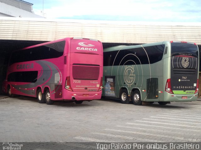 Viação Garcia 7038 na cidade de São José dos Campos, São Paulo, Brasil, por Ygor Marques. Número da foto: #5655995.