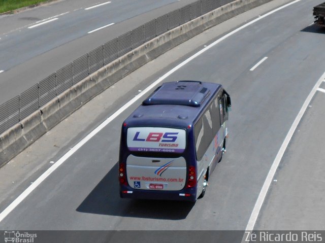 LBS Turismo 8966 na cidade de Petrópolis, Rio de Janeiro, Brasil, por Zé Ricardo Reis. Número da foto: #5655195.