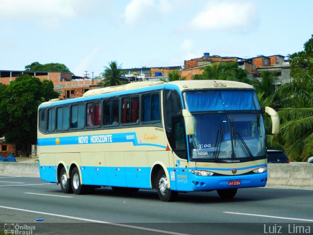Viação Novo Horizonte 1020011 na cidade de Salvador, Bahia, Brasil, por Luiz  Lima. Número da foto: #5655145.