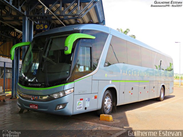 Viação Garcia 7206 na cidade de Bandeirantes, Paraná, Brasil, por Guilherme Estevan. Número da foto: #5655065.