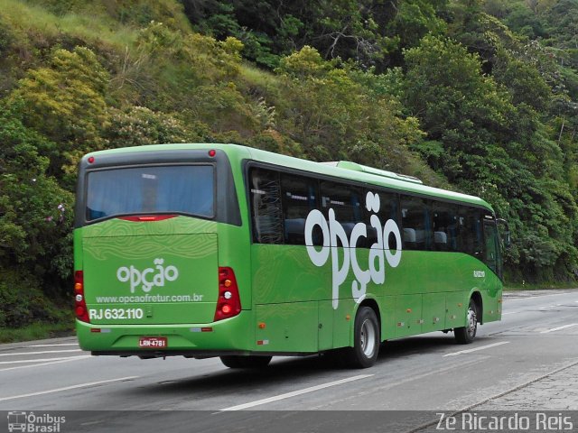 Opção Fretamento e Turismo RJ 632.110 na cidade de Petrópolis, Rio de Janeiro, Brasil, por Zé Ricardo Reis. Número da foto: #5655198.