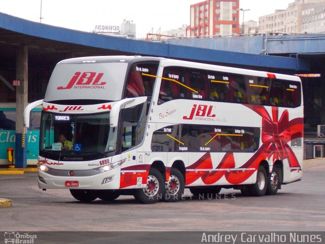 JBL Turismo 6800 na cidade de Porto Alegre, Rio Grande do Sul, Brasil, por Andrey Carvalho Nunes. ID da foto: 5659036.