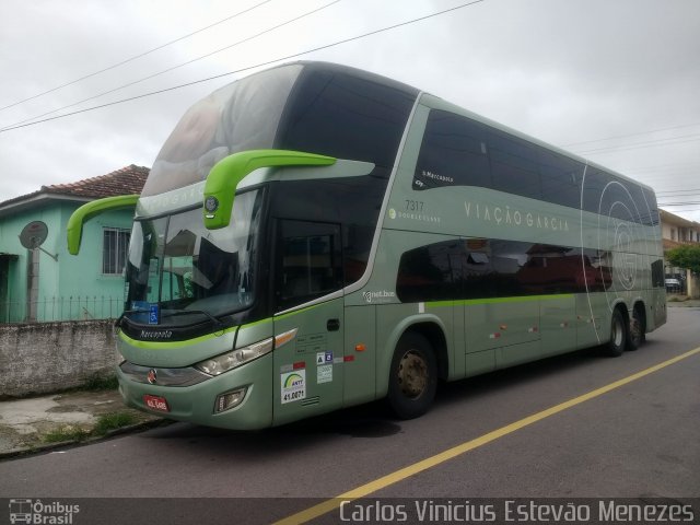 Viação Garcia 7317 na cidade de Florianópolis, Santa Catarina, Brasil, por Carlos Vinicius Estevão Menezes. ID da foto: 5656964.