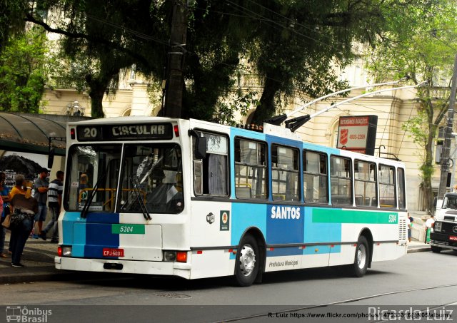 Viação Piracicabana Santos 5304 na cidade de Santos, São Paulo, Brasil, por Ricardo Luiz. ID da foto: 5662576.