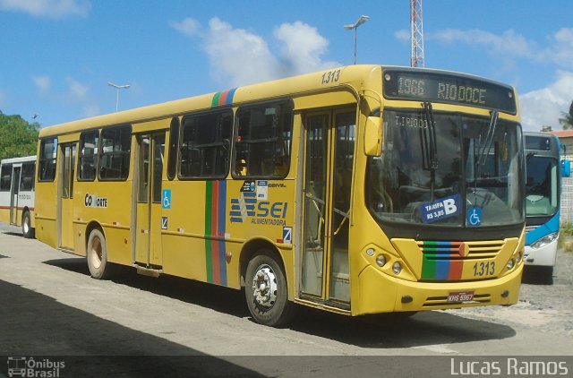 Cidade Alta Transportes 1.313 na cidade de Olinda, Pernambuco, Brasil, por Lucas Ramos. Número da foto: #5659990.