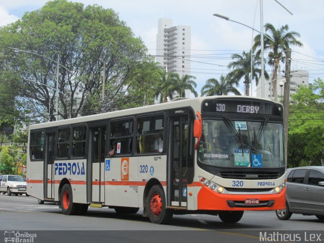 Empresa Pedrosa 320 na cidade de Recife, Pernambuco, Brasil, por Matheus Lex. Número da foto: #5659387.