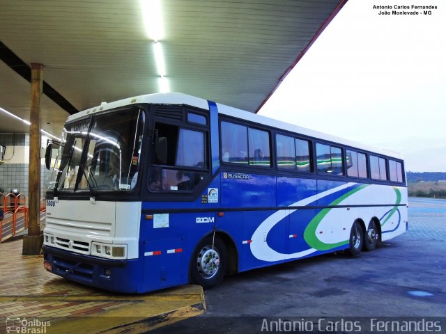 Ônibus Particulares 5000 na cidade de João Monlevade, Minas Gerais, Brasil, por Antonio Carlos Fernandes. ID da foto: 5663251.