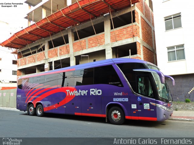 Twister Rio Transporte e Turismo 2010 na cidade de Guarapari, Espírito Santo, Brasil, por Antonio Carlos Fernandes. Número da foto: #5665399.