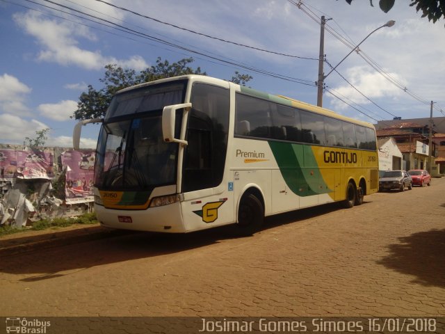 Empresa Gontijo de Transportes 20150 na cidade de Minas Novas, Minas Gerais, Brasil, por Josimar Gomes Simoes. ID da foto: 5669697.