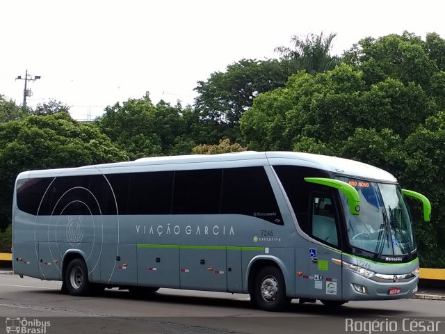 Viação Garcia 7246 na cidade de Londrina, Paraná, Brasil, por Rogério César. Número da foto: #5626611.
