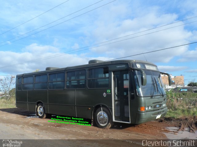 Exército Brasileiro 1514 na cidade de Santa Maria, Rio Grande do Sul, Brasil, por Cleverton Schmitt. ID da foto: 5624938.