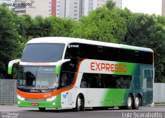 Expresso Transporte e Turismo Ltda. 3075 na cidade de Curitiba, Paraná, Brasil, por Luiz Scarabotto . ID da foto: 5674735.