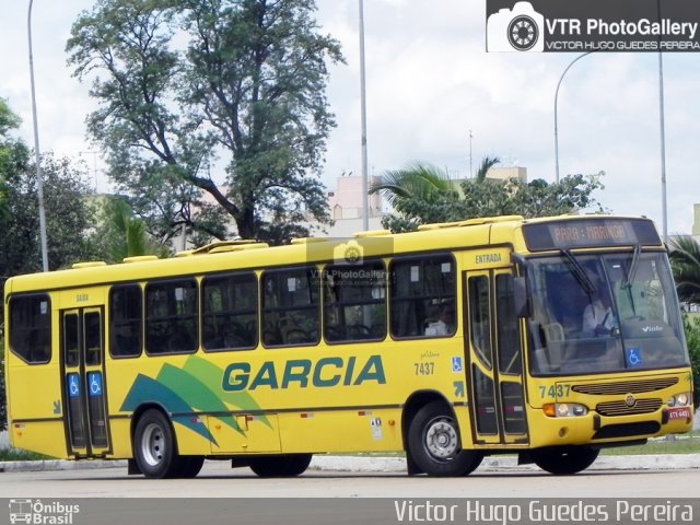 Viação Garcia 7437 na cidade de Maringá, Paraná, Brasil, por Victor Hugo Guedes Pereira. Número da foto: #5676592.