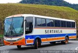 Viação Sertaneja 580 na cidade de Petrópolis, Rio de Janeiro, Brasil, por Victor Henrique. ID da foto: :id.