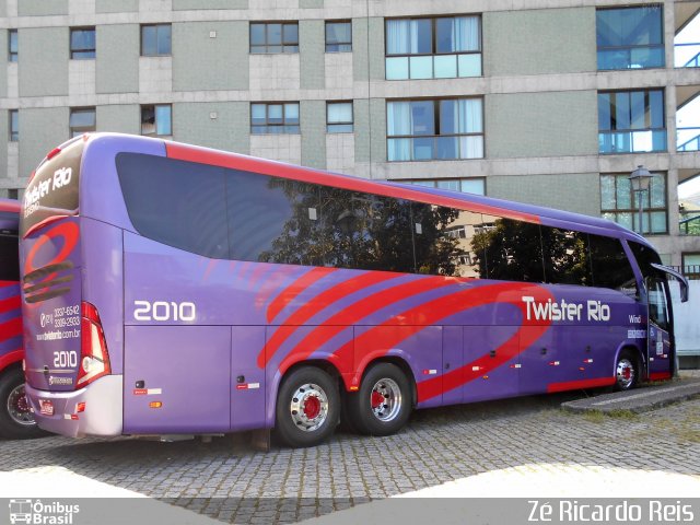 Twister Rio Transporte e Turismo 2010 na cidade de Petrópolis, Rio de Janeiro, Brasil, por Zé Ricardo Reis. Número da foto: #5679779.
