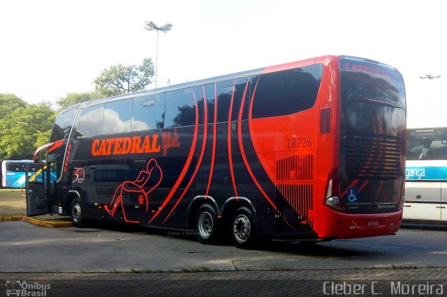Catedral Turismo 18226 na cidade de São Paulo, São Paulo, Brasil, por Cleber C.  Moreira. Número da foto: #5680205.