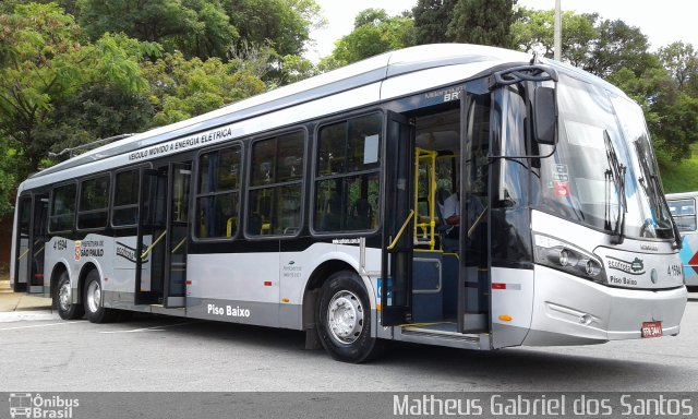 Himalaia Transportes > Ambiental Transportes Urbanos 4 1594 na cidade de São Paulo, São Paulo, Brasil, por Matheus Gabriel dos Santos. ID da foto: 5681382.