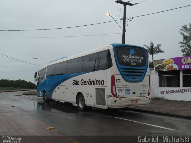 Viação São Gerônimo 1311 na cidade de Guaratuba, Paraná, Brasil, por Gabriel Michalski. ID da foto: 5683044.