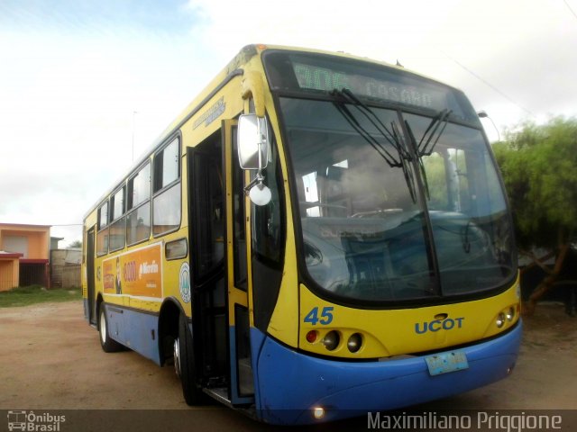UCOT - Union Cooperativa Obrera de Transporte 45 na cidade de , por Maximiliano Priggione  Maximilianopriggione. Número da foto: #5693844.