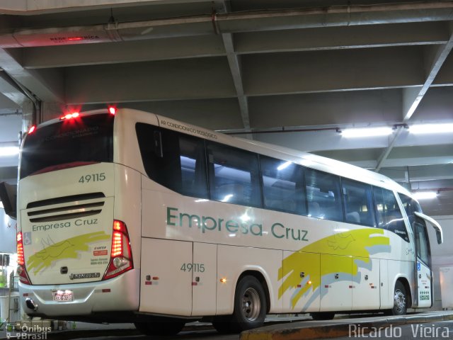Empresa Cruz 49115 na cidade de São José do Rio Preto, São Paulo, Brasil, por Ricardo Vieira. Número da foto: #5696930.