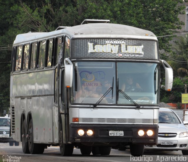 Banda Lady Lux 9154 na cidade de Conselheiro Lafaiete, Minas Gerais, Brasil, por Rodrigo  Aparecido. Número da foto: #5697295.