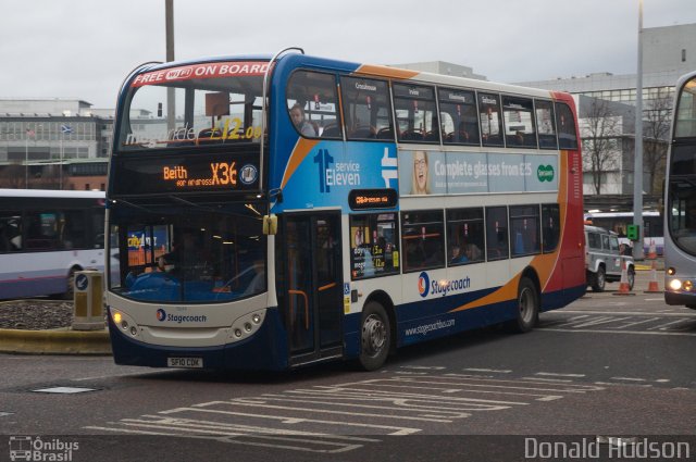 Stagecoach 15644 na cidade de Glasgow, Strathclyde, Escócia, por Donald Hudson. ID da foto: 5627486.