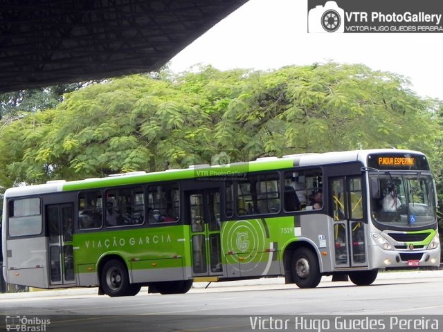 Viação Garcia 7529 na cidade de Maringá, Paraná, Brasil, por Victor Hugo Guedes Pereira. Número da foto: #5628614.