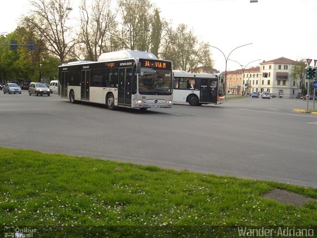ATAF - Azienda Trasporti dell'Area Fiorentina 858 na cidade de Florence, Florence, Tuscany, Itália, por Wander Adriano. Número da foto: #5702082.