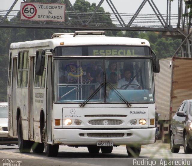 Mercedes-Benz  na cidade de Conselheiro Lafaiete, Minas Gerais, Brasil, por Rodrigo  Aparecido. ID da foto: 5631700.