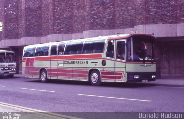 Schaub Reisen 706 na cidade de Darlington, County Durham, Inglaterra, por Donald Hudson. Número da foto: #5630942.