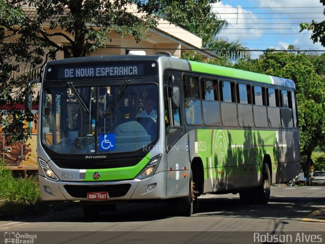 Viação Garcia 8253 na cidade de Paranavaí, Paraná, Brasil, por Robson Alves. ID da foto: 5634515.