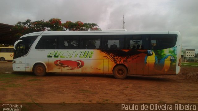 Eucatur - Empresa União Cascavel de Transportes e Turismo 5201 na cidade de Juína, Mato Grosso, Brasil, por Paulo de Oliveira Ribeiro. ID da foto: 5633445.