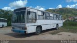 Ônibus Particulares  na cidade de Itapajé, Ceará, Brasil, por Francisco Arley da Silva Santos. ID da foto: :id.