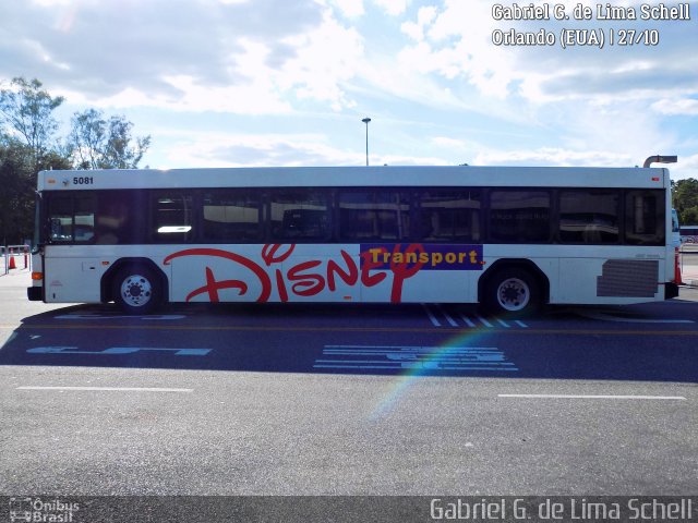 Disney Transport 5081 na cidade de Orlando, Florida, Estados Unidos, por Gabriel Giacomin de Lima. Número da foto: #5636741.