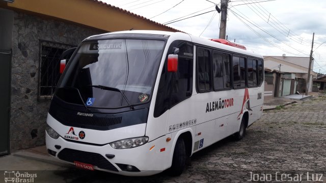 Alemão Tur 2803 na cidade de Oliveira, Minas Gerais, Brasil, por João César Luz. Número da foto: #5641934.