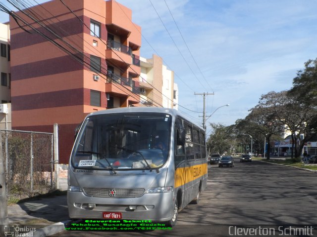 Ônibus Particulares 265 na cidade de Santa Maria, Rio Grande do Sul, Brasil, por Cleverton Schmitt. Número da foto: #5646473.