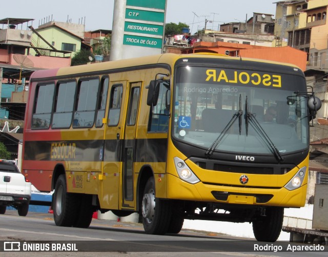 Escolares 000 na cidade de Conselheiro Lafaiete, Minas Gerais, Brasil, por Rodrigo  Aparecido. ID da foto: 6212451.