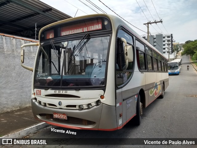 Ônibus Particulares 620 na cidade de Pará de Minas, Minas Gerais, Brasil, por Vicente de Paulo Alves. ID da foto: 6220850.