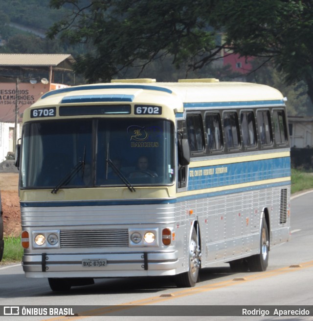 Viação São Luiz 6702 na cidade de Conselheiro Lafaiete, Minas Gerais, Brasil, por Rodrigo  Aparecido. Número da foto: #6219192.