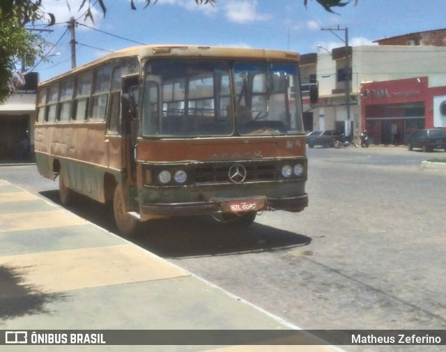 Ônibus Particulares 0082 na cidade de João Dourado, Bahia, Brasil, por Matheus Zeferino. Número da foto: #6220754.