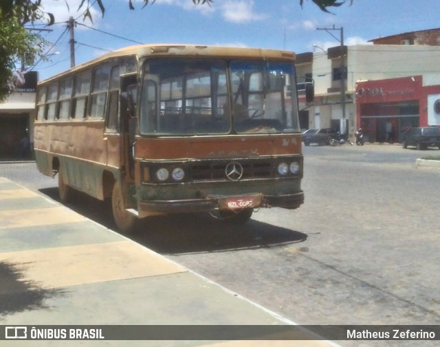 Ônibus Particulares 0082 na cidade de João Dourado, Bahia, Brasil, por Matheus Zeferino. ID da foto: 6220754.