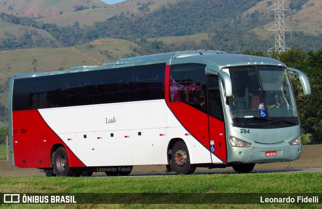 Leads Transportes 284 na cidade de Roseira, São Paulo, Brasil, por Leonardo Fidelli. Número da foto: #6220536.