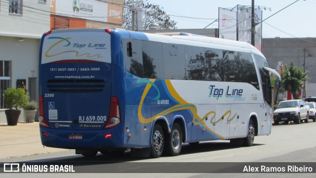 Top Line Turismo 2200 na cidade de Holambra, São Paulo, Brasil, por Alex Ramos Ribeiro. ID da foto: 6220755.