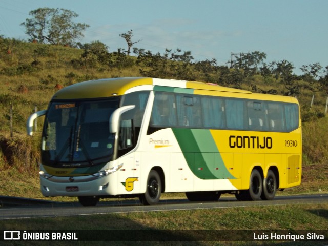 Empresa Gontijo de Transportes 19310 na cidade de Três Corações, Minas Gerais, Brasil, por Luis Henrique Silva. ID da foto: 6231460.