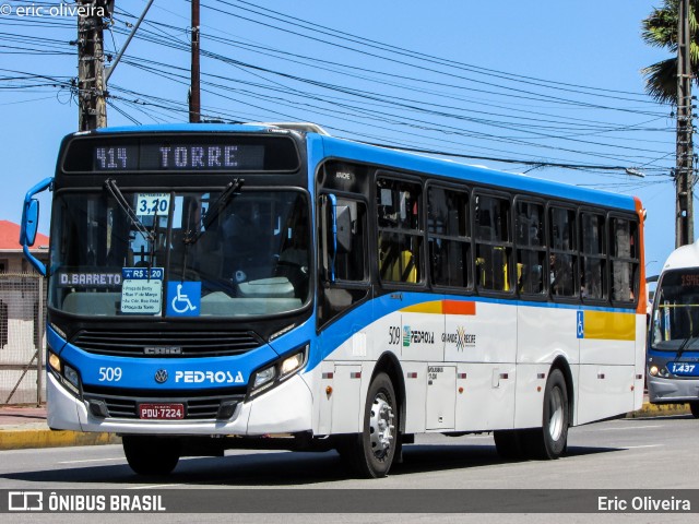 Empresa Pedrosa 509 na cidade de Recife, Pernambuco, Brasil, por Eric Oliveira. ID da foto: 6196995.