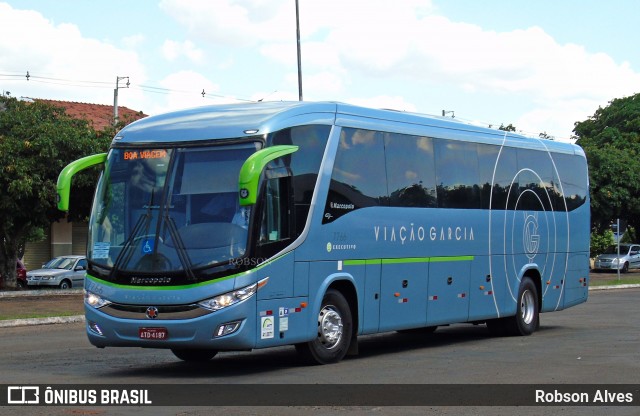 Viação Garcia 7766 na cidade de Paranavaí, Paraná, Brasil, por Robson Alves. Número da foto: #6196409.