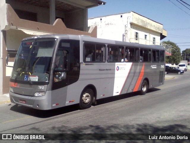 Empresa de Ônibus Pássaro Marron 7912 na cidade de Lorena, São Paulo, Brasil, por Luiz Antonio Doria. ID da foto: 6234115.